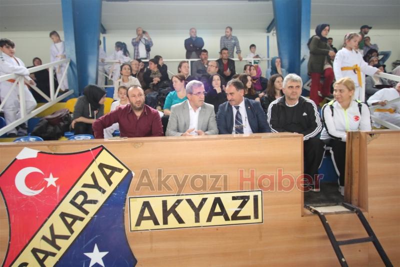 BAŞKAN AKCAN REFİK TETİK JUDO TURNUVASINI YAKINDAN İZLEDİ