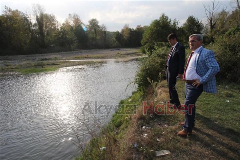 Başkan Akcan ve Kaymakam Kalaylı Mudurnu Deresini İnceledi