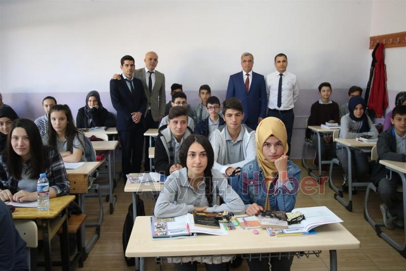 BAŞKAN AKCAN YENİ EĞİTİM ÖĞRETİM YILI ZİYARETLERİNE BAŞLADI