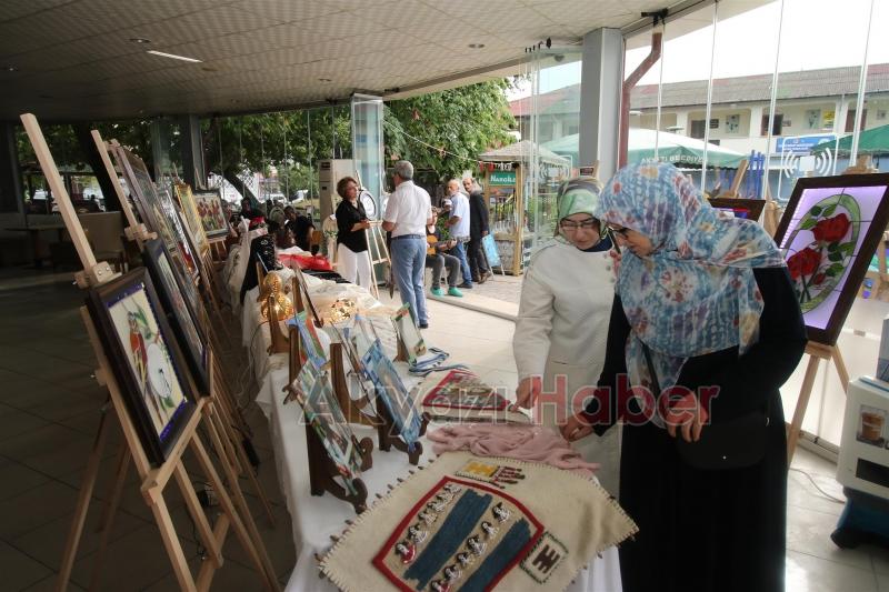 BAŞKAN AKCAN’DAN SANATA VE SANATÇIYA TAM DESTEK