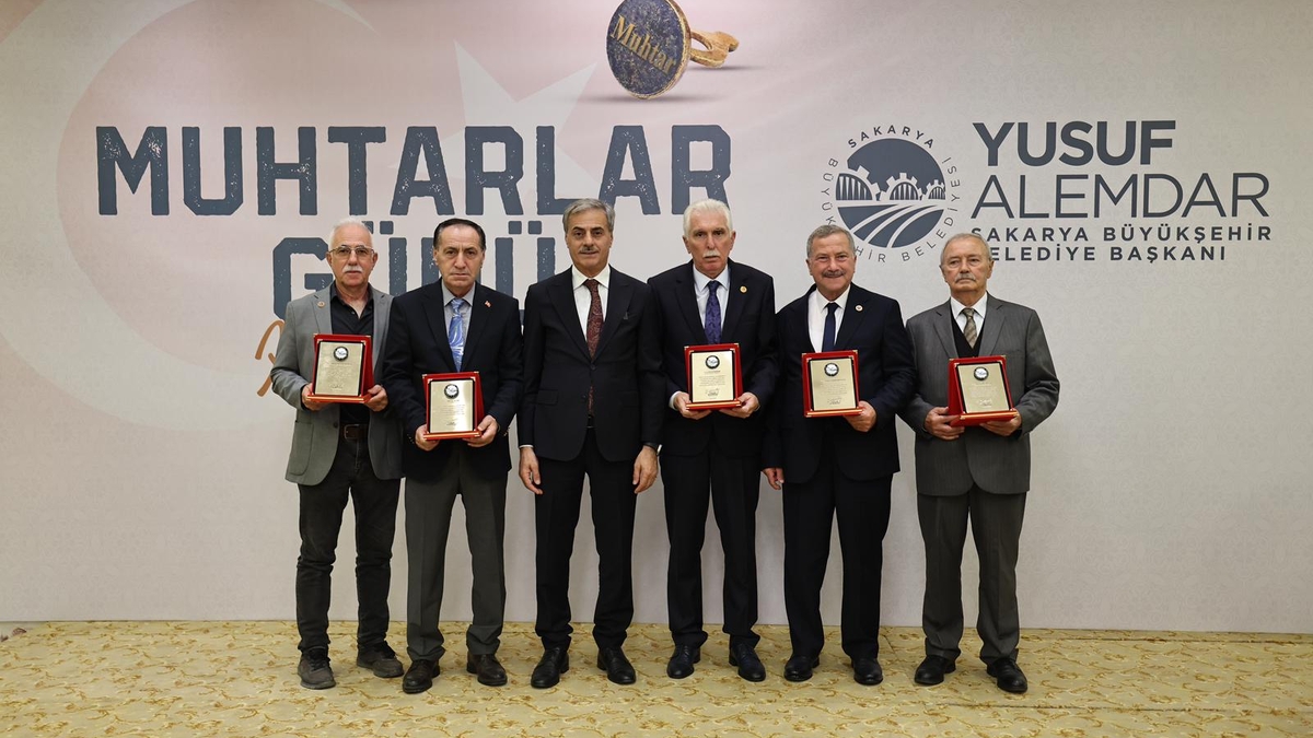 Başkan Alemdar, 16 mahallenin muhtarları ile buluştu