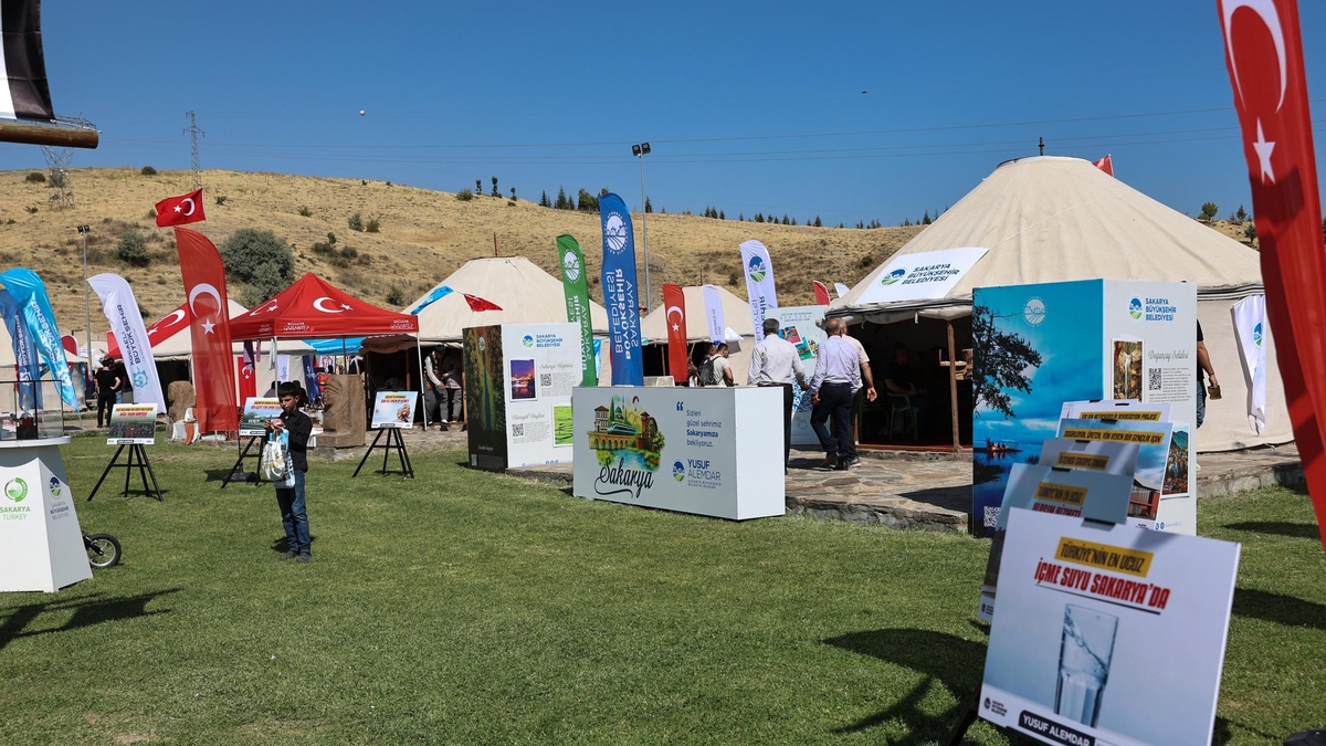 Başkan Alemdar Ahlat ve Malazgirt’teydi
