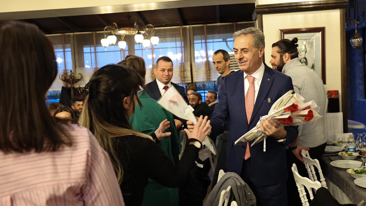 Başkan Alemdar personel ile iftar yaptı