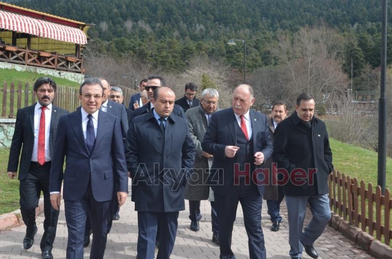 BAŞKAN BAYRAKTAR BOLU DA EXİMBANK VE KGF TOPLANTISINA KATILDI