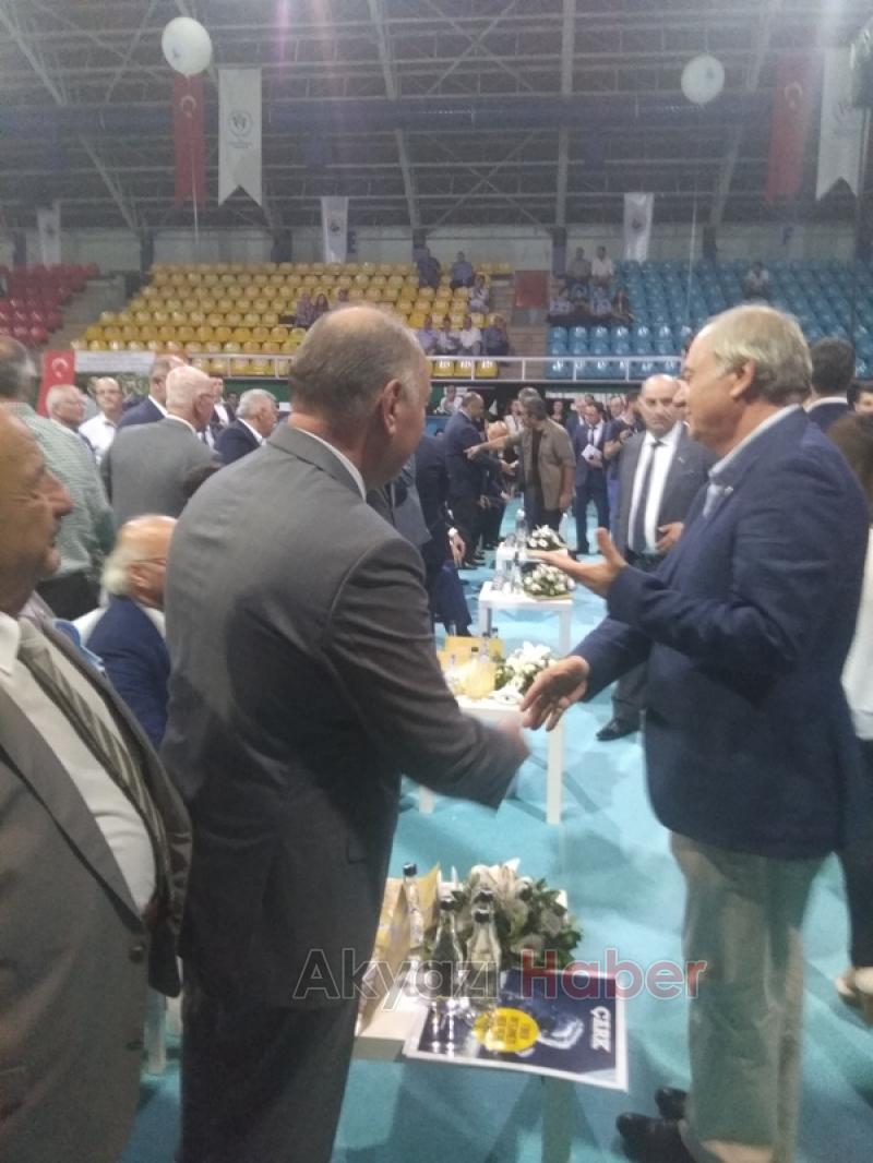 BAŞKAN BAYRAKTAR ÖDÜLLERİ DAĞITTI