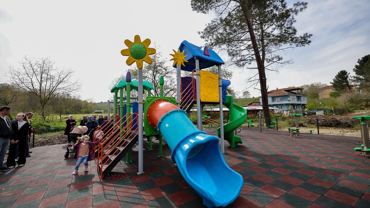 Başkan Osman Çelik Serdivan’da hizmet çıtasını yükseltiyor