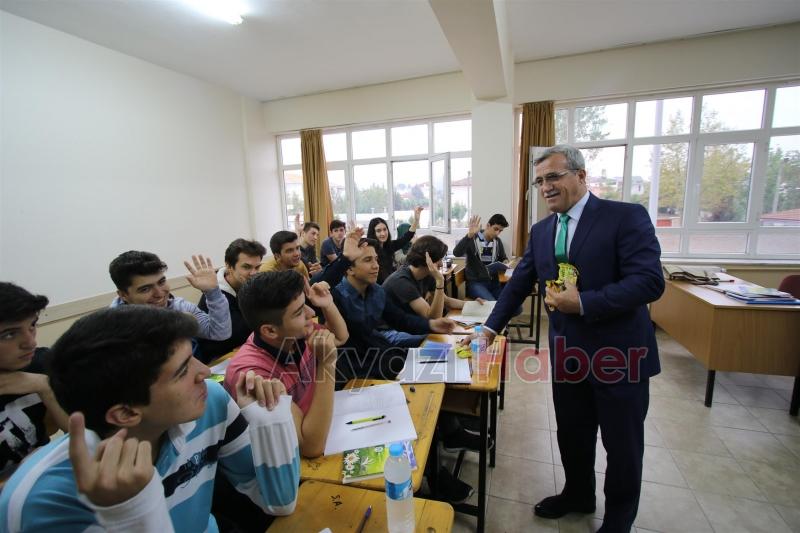  BAŞKANDAN KONURALP ANADOLU LİSESİNE ZİYARET