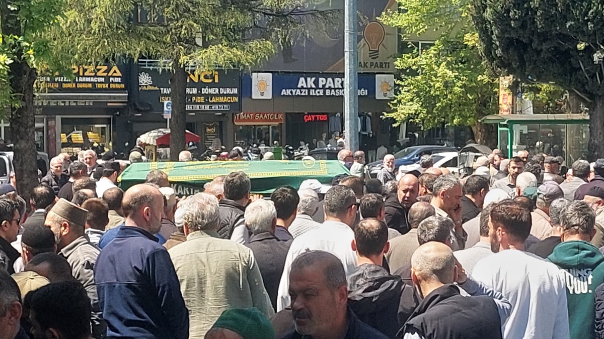 Basri Çelik Dualarla Toprağa Verildi