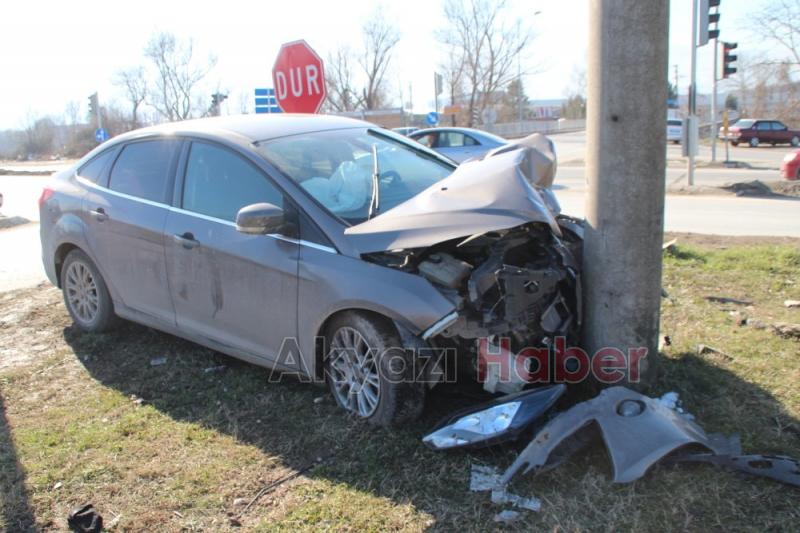 Batakköy Kavşağı Trafik Kazası 5 Yaralı