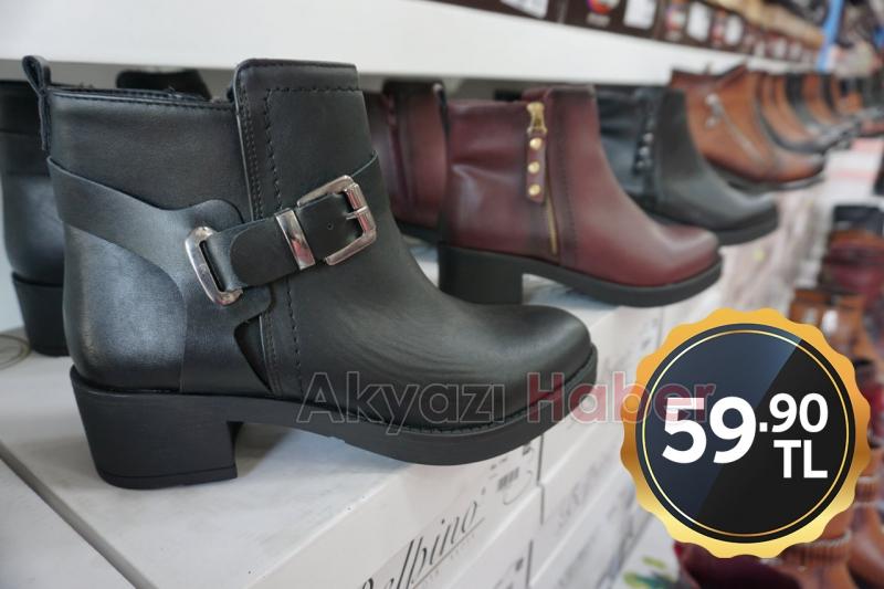 Bay, Bayan, Çocuk Botlarda İndirim Rüzgârı 