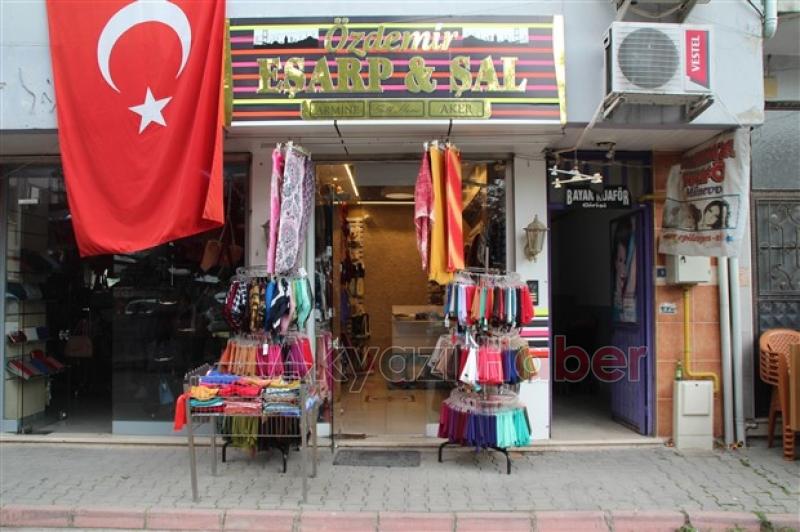 Bayan Giyimde Şıklığın Adresi Özdemir Konfeksiyon