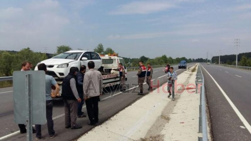 Bayan Sürücü Hakimiyetini Kaybederek Takla Attı