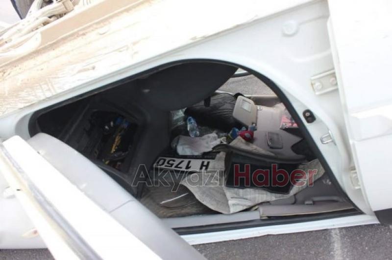 Bayan Sürücü Hakimiyetini Kaybederek Takla Attı