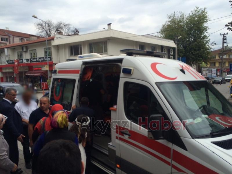 Baygınlık Geçiren Genç Kız Hastaneye Kaldırıldı