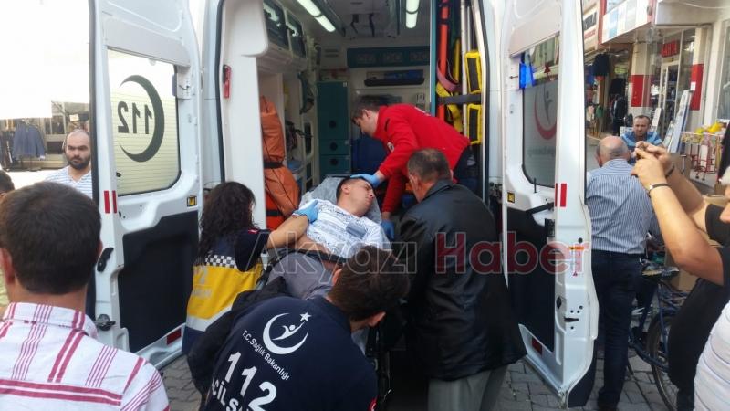 Baygınlık geçiren gencin yardımına vatandaşlar koştu