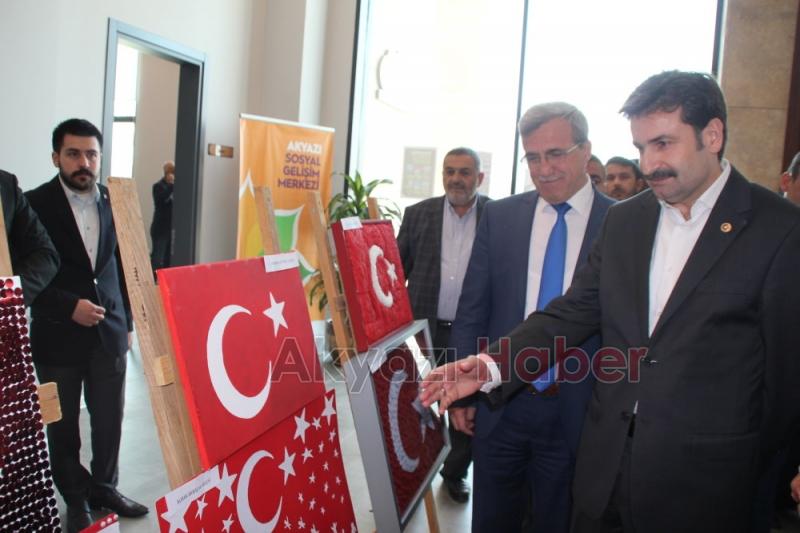 Bayrak Sergisi Törenle Açıldı 