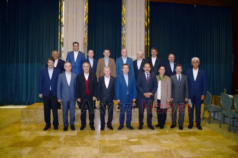 Bayraktar Bakan Pakdemirli’den çiftçilerin borçlarının faizsiz olarak yapılandırılmasını talep etti