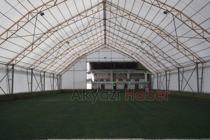 Bayraktar Halı Saha Yenilenen Yüzüyle Hizmetinizde