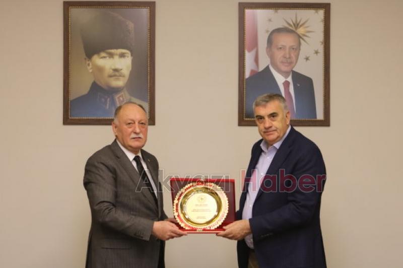 BAYRAKTARDAN ZEKİ TOÇOĞLUNA VEDA ZİYARETİ