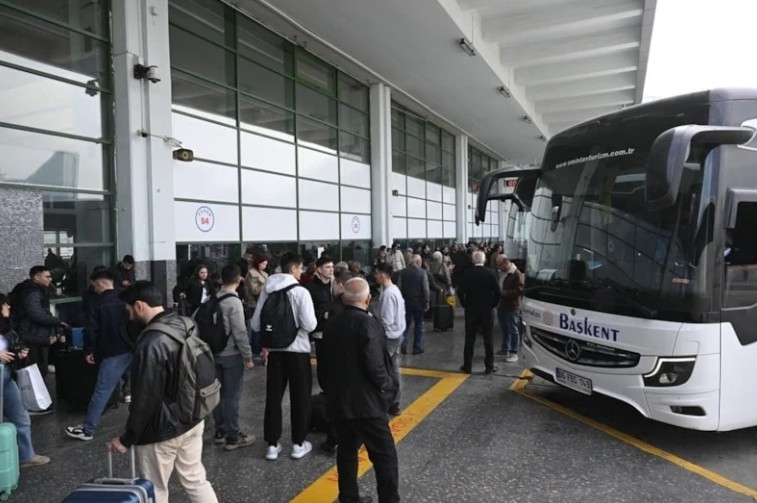 Bayram tatili öncesi otogarlar dolup taştı