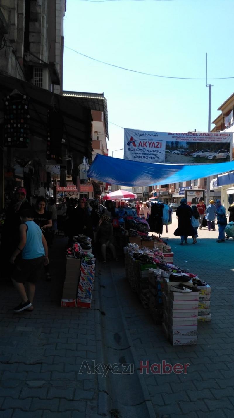 Bayram yoğunluğu esnafın yüzünü güldürdü
