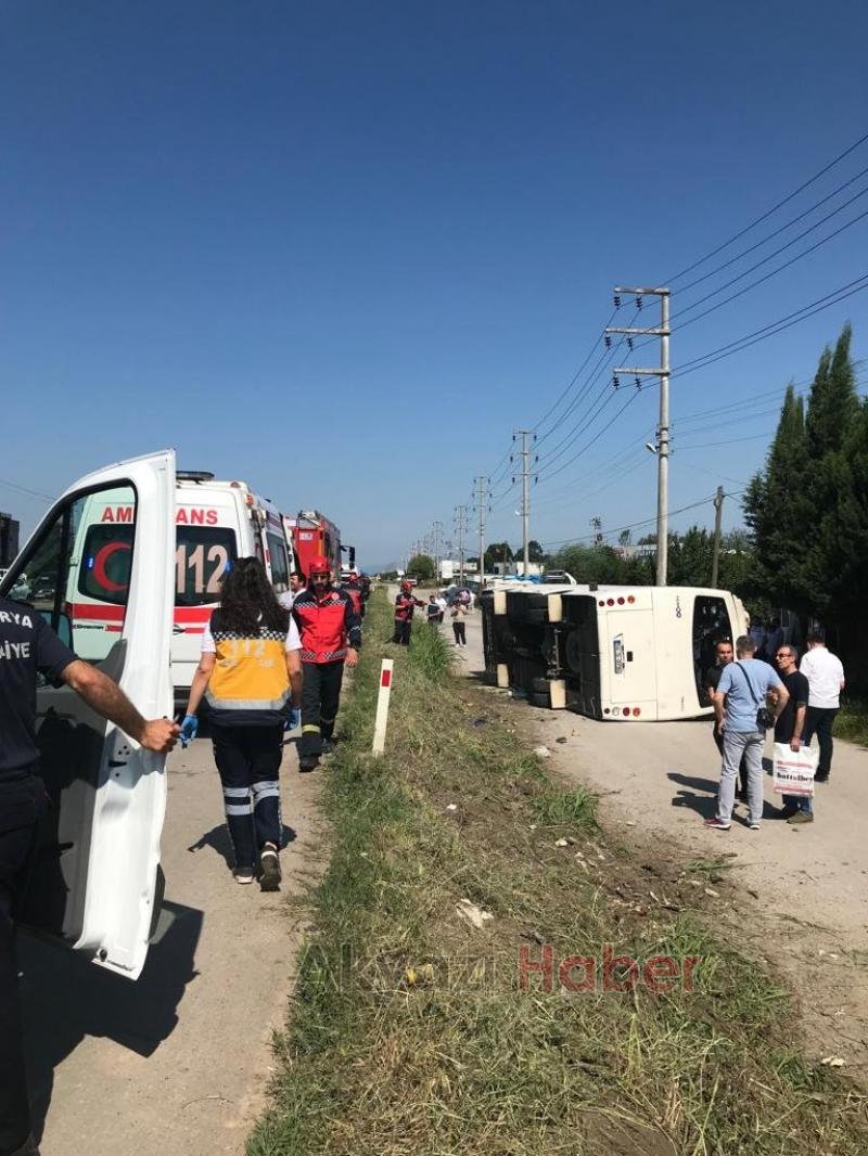 Bekirpaşada Servis Minibüsü Alev Aldı