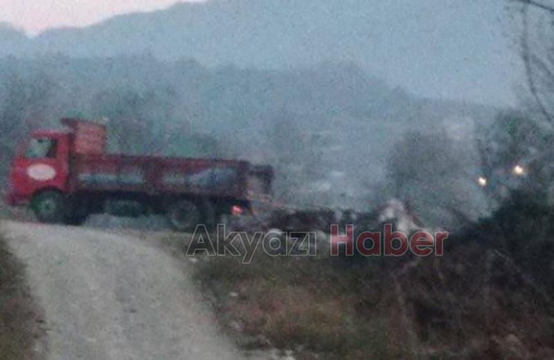 Belediye Güzelleştiriyor Vatandaş Moloz Döküyor