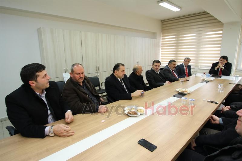 BELEDİYE MECLİS ÜYELERİNDEN KAYMAKAMA HOŞGELDİN ZİYARETİ