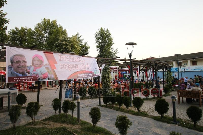 BELEDİYEDEN DÜNYA YETİMLER GÜNÜNDE İFTAR