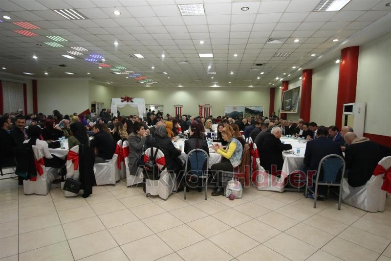 BELEDİYEDEN ÖĞRETMENLER GÜNÜNE ÖZEL KUTLAMA