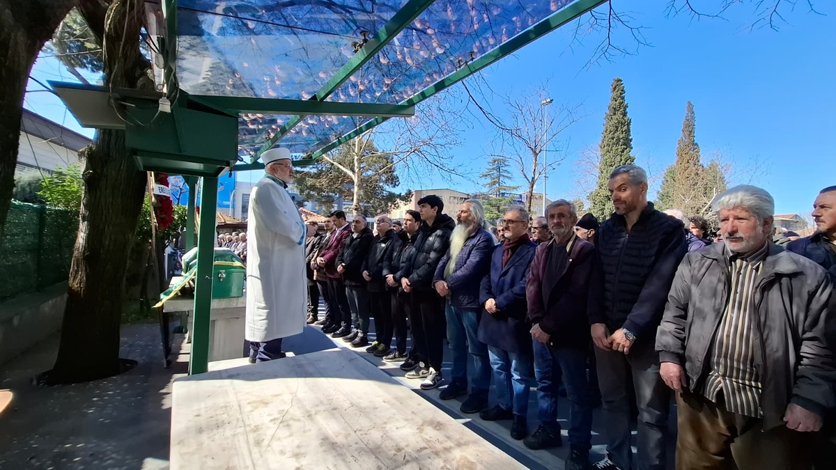 Belkız Özcan Toprağa  Verildi.