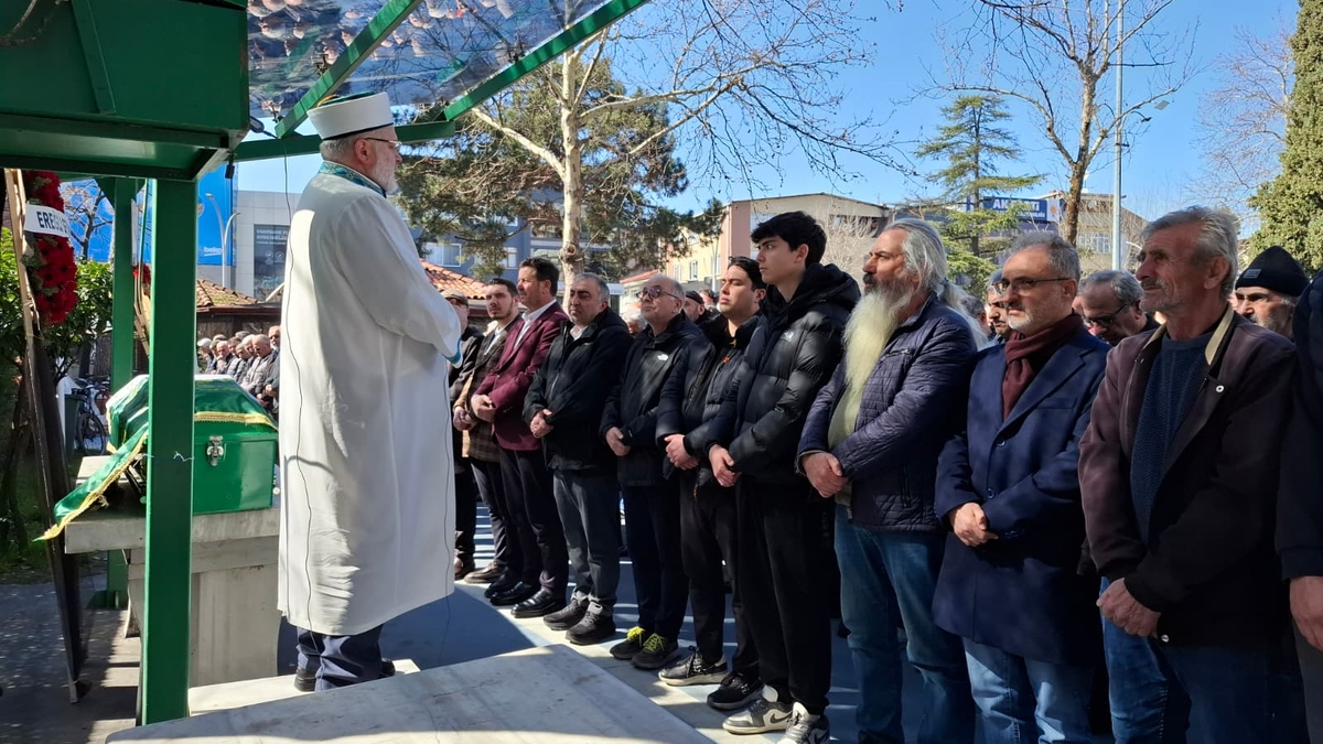 Belkız Özcan Toprağa  Verildi.