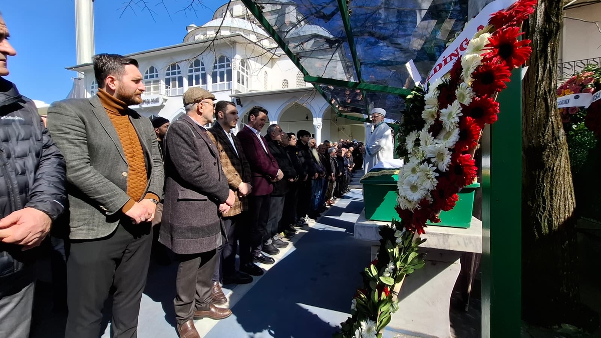 Belkız Özcan Toprağa  Verildi.