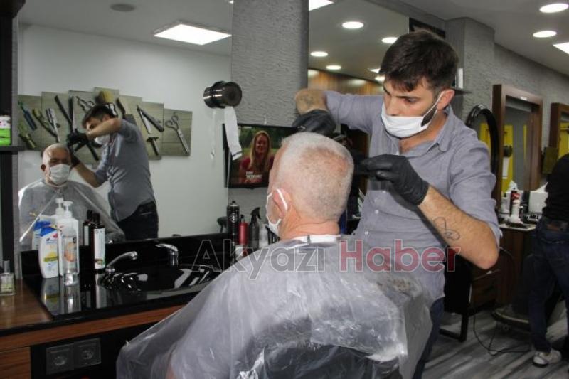 Berberlerde online randevu dönemi