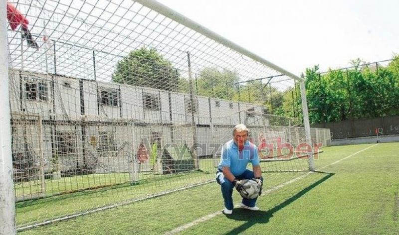 Beşiktaşın Eski Kalecisi Mete Bozkurt Vefat Etti