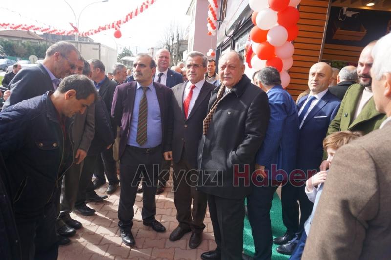 Beşkardeşler Market Törenle Açıldı