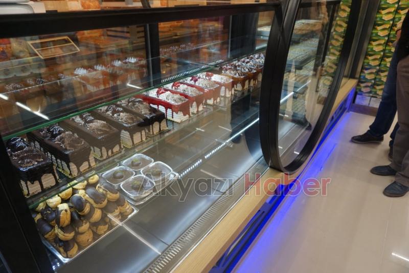 Beşkardeşler Market Törenle Açıldı