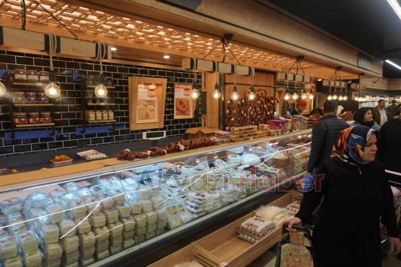 Beşkardeşler Market Törenle Açıldı