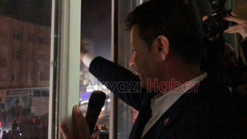 Bilal Soykan seçimden zaferle çıktı Sevinç gösterileri başladı