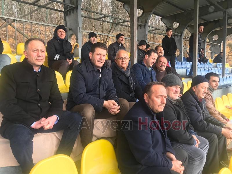 BİLAL SOYKAN VE AK PARTİ MECLİS ÜYELERİ KUZULUKSPOR MAÇINI İZLEDİ