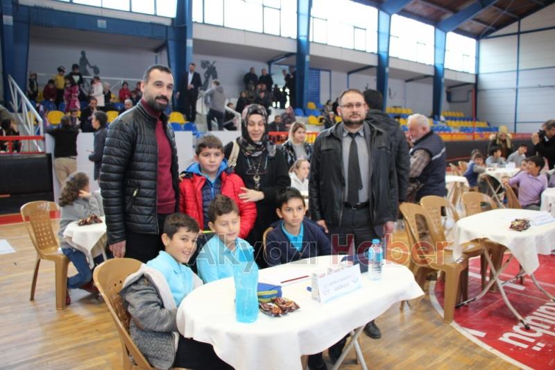 Bilgi Yarışmasında Kıyasıya Mücadelede