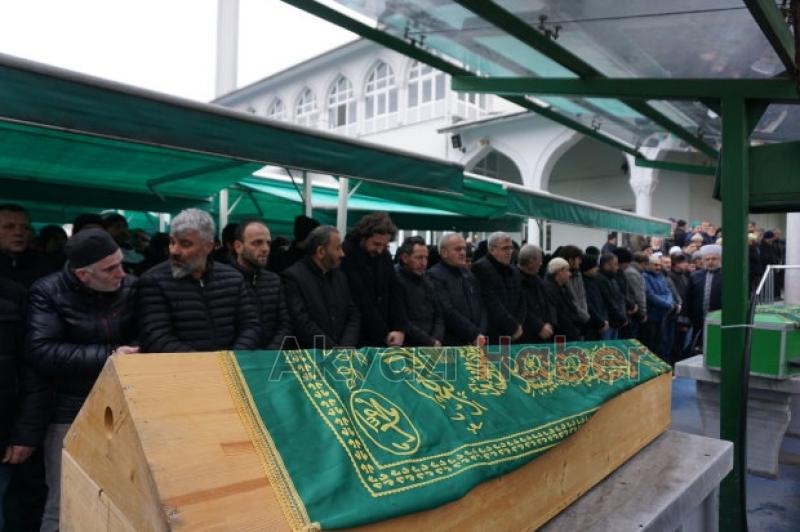 Bilgiçli ve Altınsoy Ailelerinin Büyükleri Defnedildi