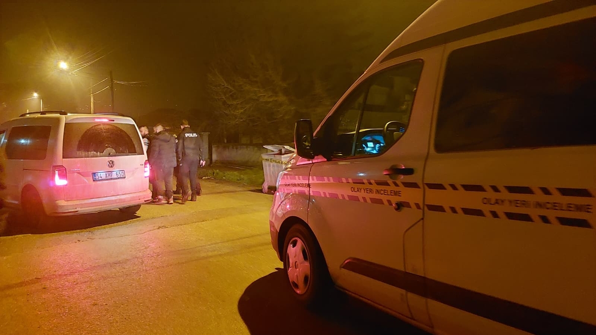 Binaya silahlı saldırı; Kurşun yağmuruna tuttu