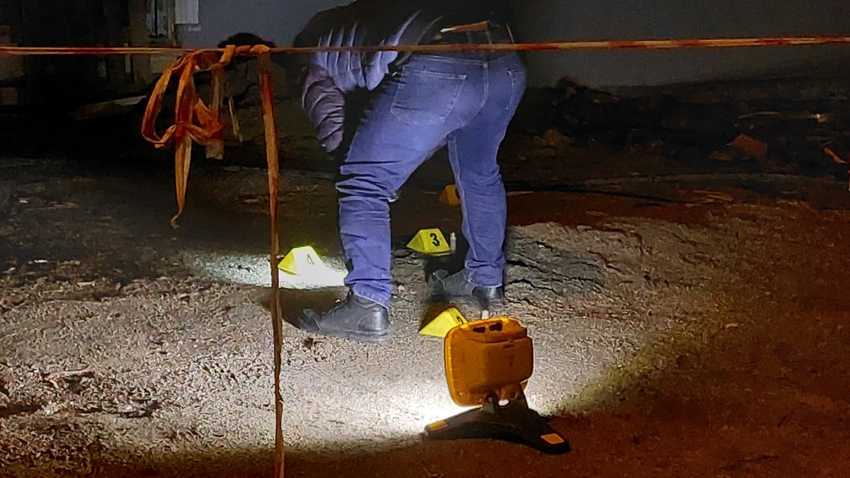 Binaya silahlı saldırı; Kurşun yağmuruna tuttu