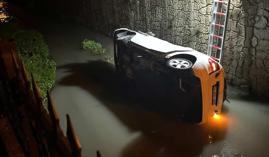 Biri ölmeden önlem alınsın; Fark etmeyen dereye uçuyor