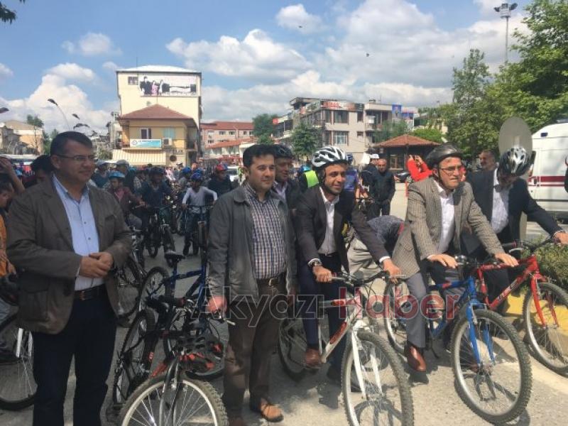 Bisiklet Halk Turlarına Akyazı’da Katıldı