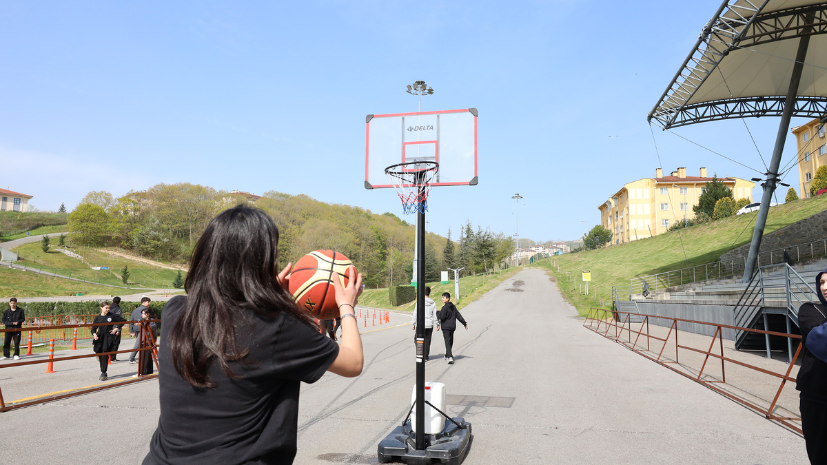 Bisiklet Vadisi’nde liselilere bilim ve sanat dolu etkinlik