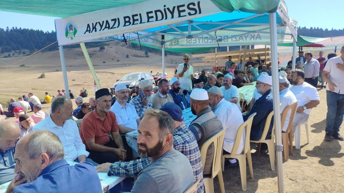 Boztepe Sultanpınar Yaylası Mevlit Programı yapıldı