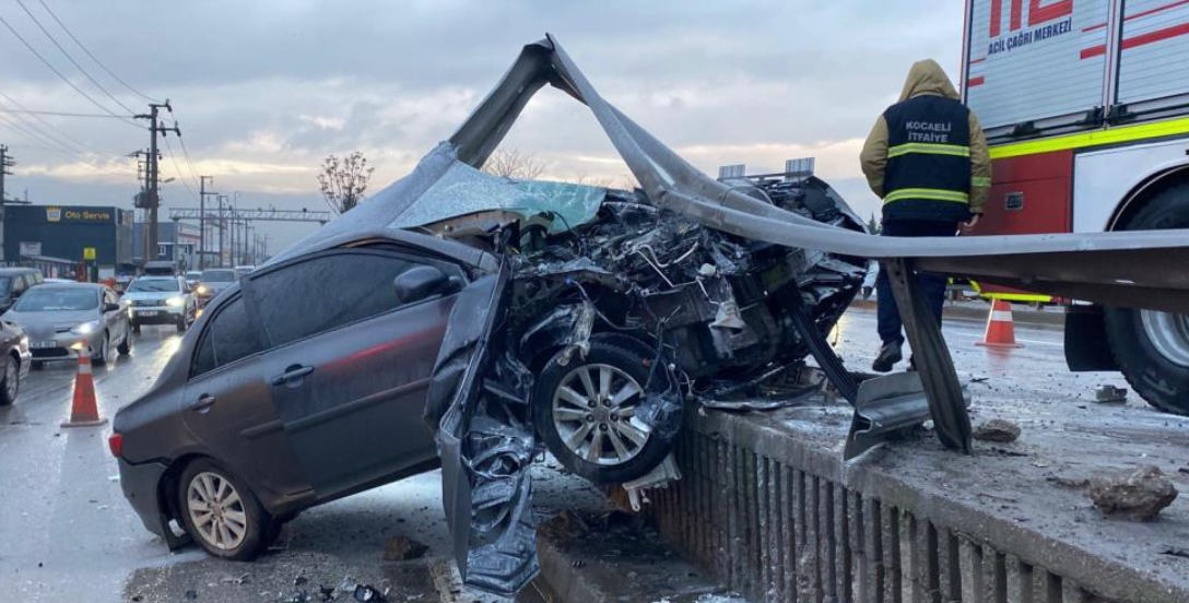 Bu araçtan yaralı çıktı