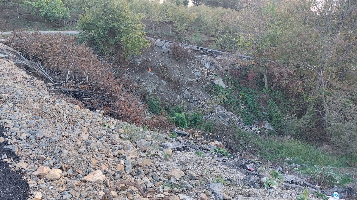 Bu mahalle çökme korkusu ile yaşıyor